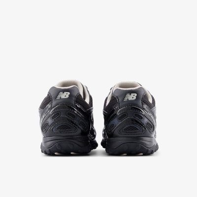 New Balance 204L