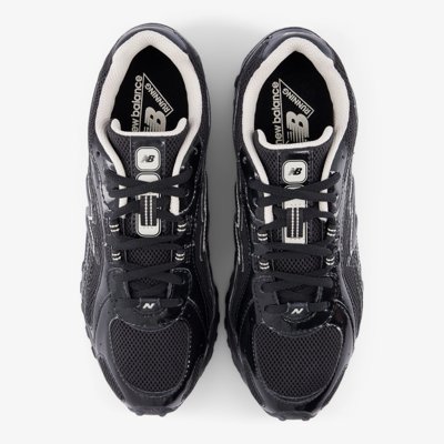 New Balance 204L
